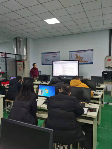 华北水利水电大学李继方教授到机电工程系调研指导